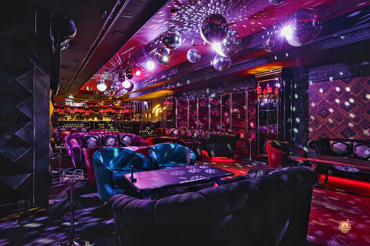 Основной зал в «Leps Bar» фотография №3