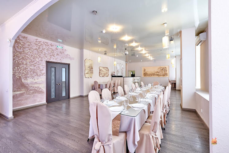 Основной зал в «Публика» фотография №9