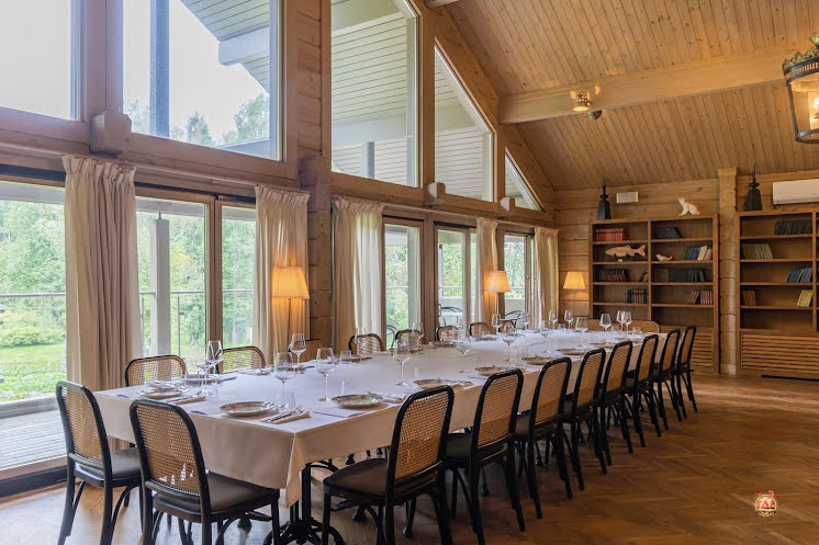 Библиотека в «Рыба на даче» фотография №11