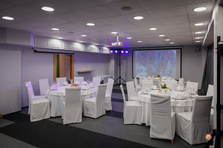 Зал «МОСКВА» в «Marins Park Hotel Mocква Пражская» фотография №18