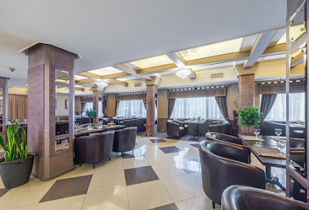 Зал «Донжон» в Конференц-зал «Малевич»