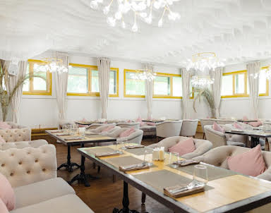  ресторан Сытый лось на Коломенской