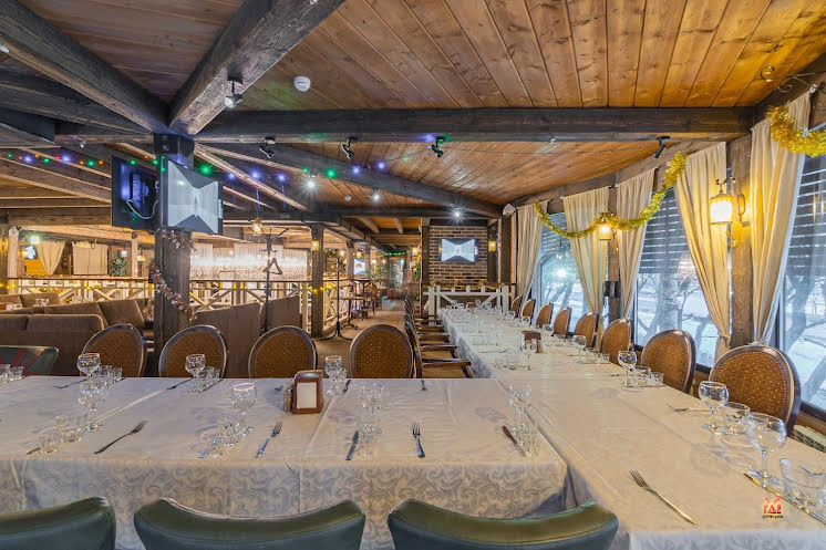 Зал 2-й этаж в «Место Встречи на Композиторов» фотография №8