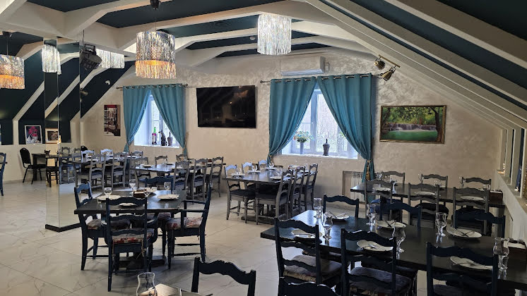 Общий зал 2 этажа в «Мачете» фотография №1