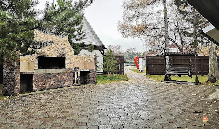 Закрытая веранда на 30 человек в «Подгородный» фотография №11