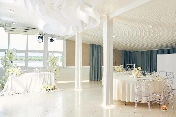 Основной зал в «Ялта» фотография №8