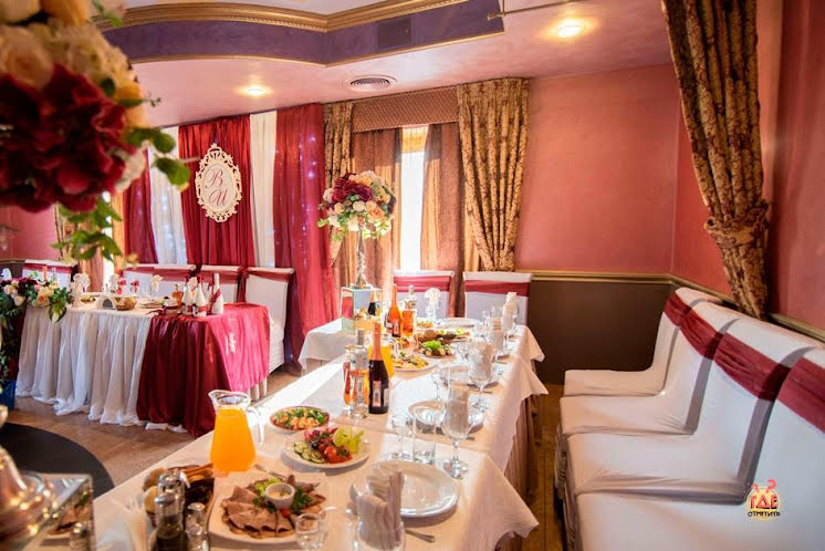 Основной зал в «Вилла Гламур» фотография №6