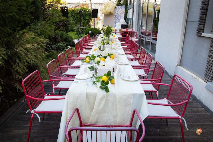 Летняя веранда в «Коза Тапас» фотография №2