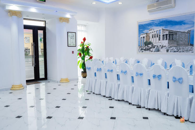 Зал «Греческий» в «Кураж на Академика Королева» фотография №14