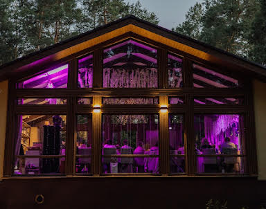  ресторан Времена года в Зеленом городе