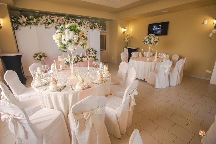 Каминный зал в «Дизайн Холл» фотография №19