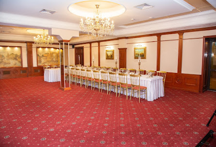 Банкетный зал «Петровский» в Зал на 20 человек