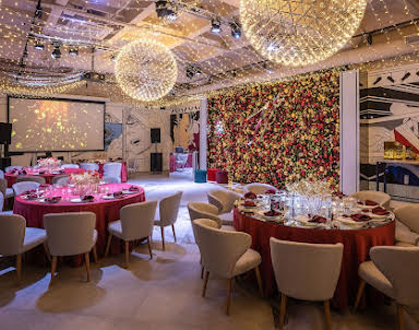  ресторан ONELOFT