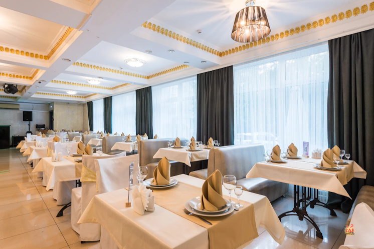 Основной зал в «Уют» фотография №9