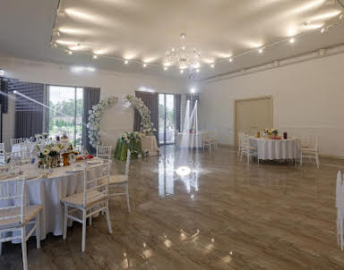  ресторан Своя Среда