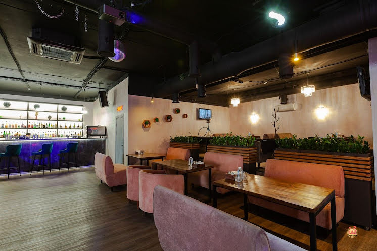 Основной зал в «31/13 La’Room» фотография №14