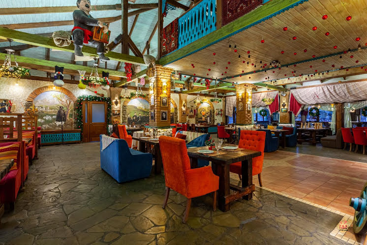 Зал на 1 этаже  в «Не горюй» фотография №4