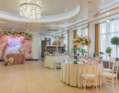 Корпоратив в Liris Hall на Российском проспекте