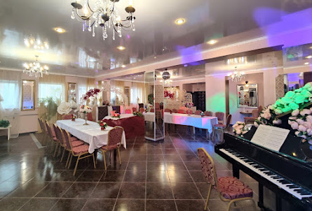 Основной зал в Основной зал