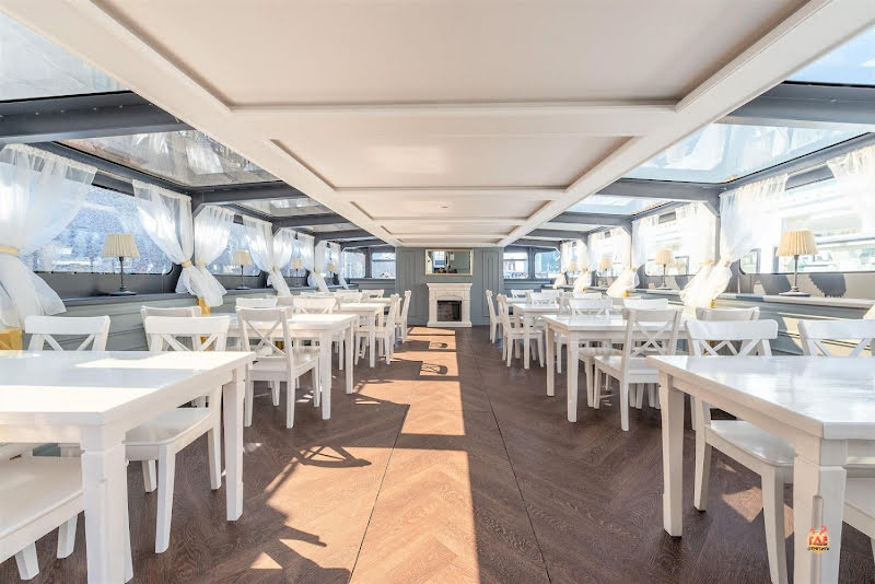 Теплоход "Гранд Вояж" фотография №1