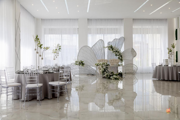 Основной зал  в «Magnolia» фотография №12