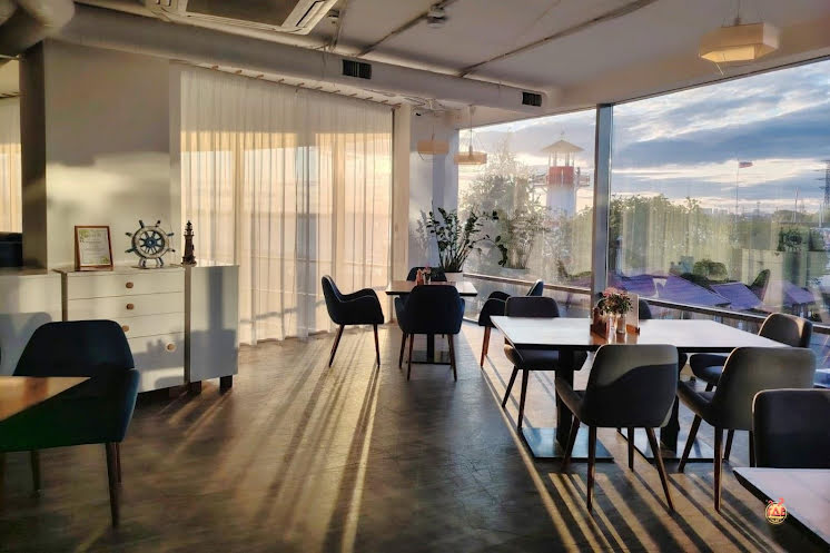 Основной зал в «MONACO» фотография №13