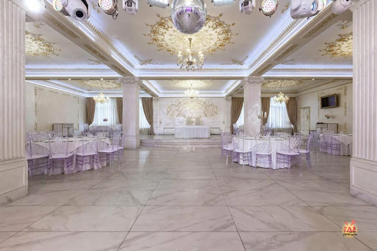 Большой зал в «Шарль Азнавур» фотография №1