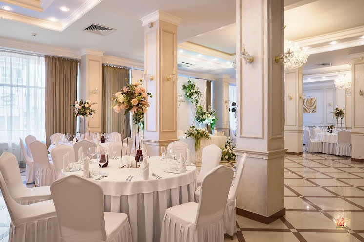 Банкетный зал  в «Нефтяник» фотография №1