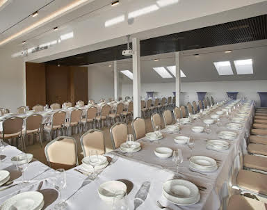  ресторан Lotos