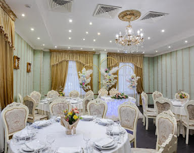 Новый год в Империя на Шаболовке