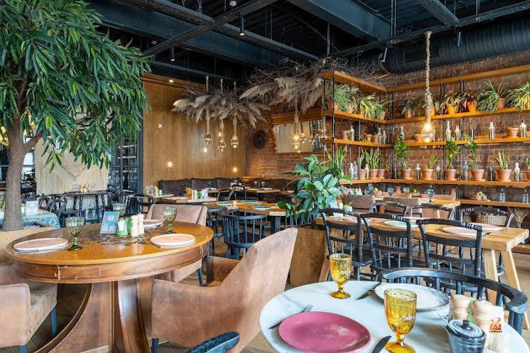 Основной зал  в «Дадиани» фотография №7