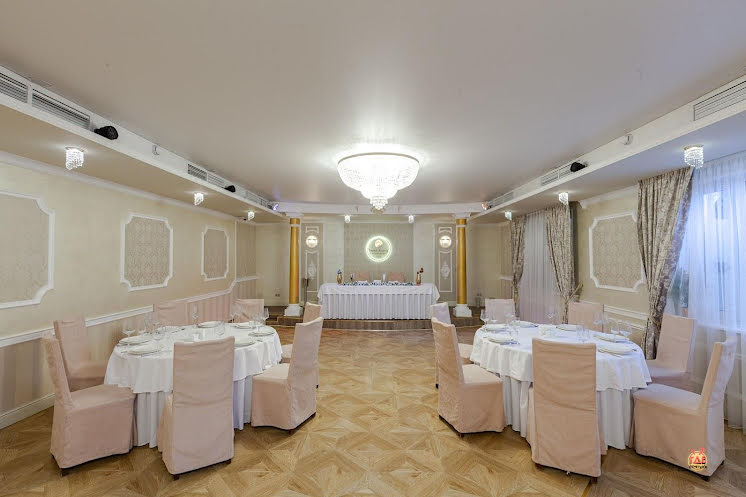 Большой зал в «Гранд Фэмили» фотография №10