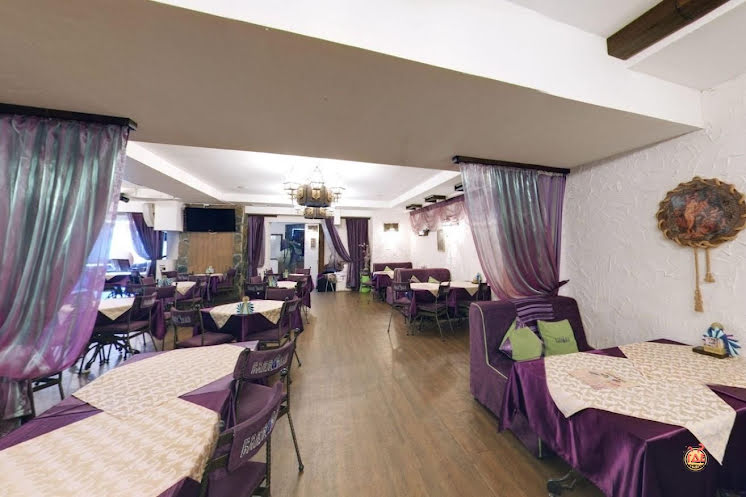 Основной зал в «Баклажан» фотография №8