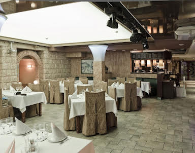  ресторан Братина