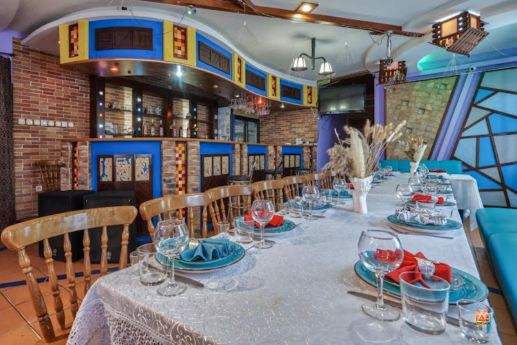 Основной зал  в «Сибирская Таверна» фотография №8