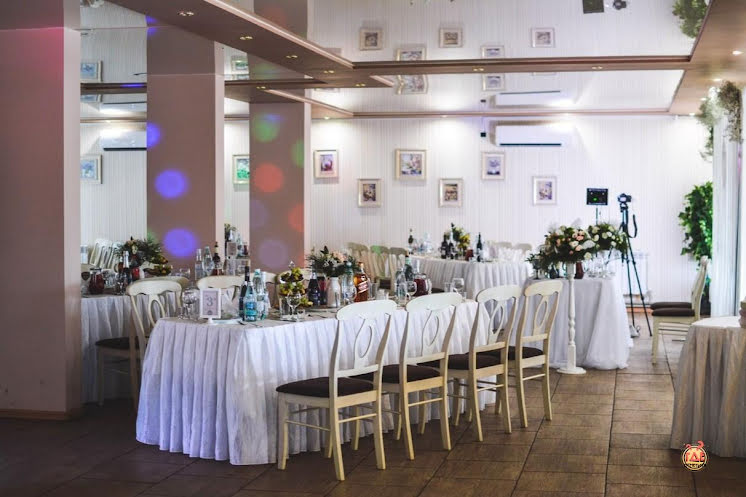 Зал на 80 человек  в «Villa Rosa» фотография №7