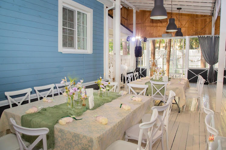 Веранда  в «Лесной отель ЕЖИ» фотография №14