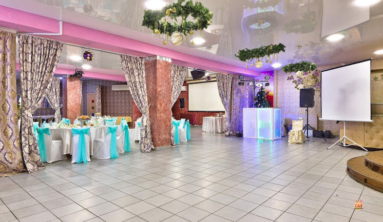 Основной зал в «Fclub» фотография №1