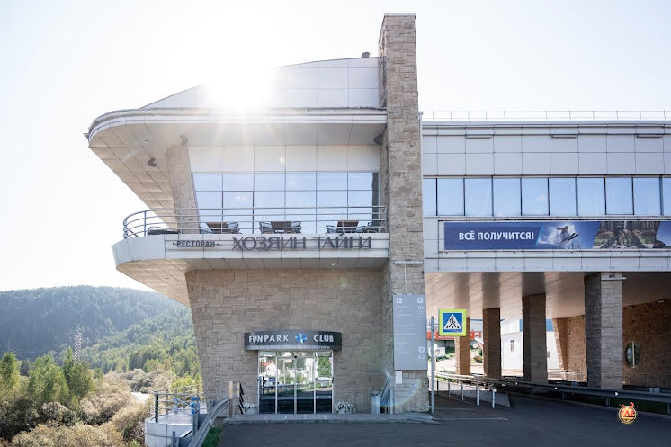 Малый панорамный зал  в «Хозяин тайги» фотография №4