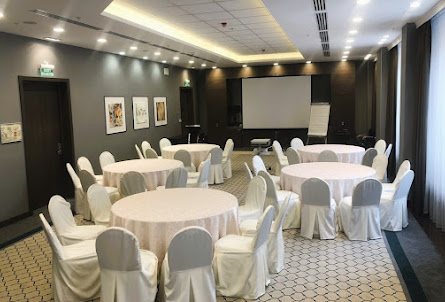 Silver Hall в Platinum Hall