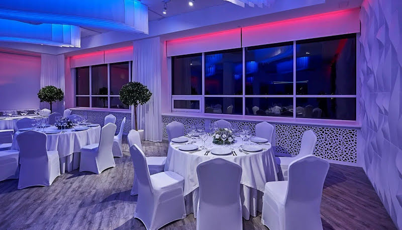 White Hall фотография №10