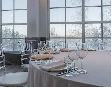  ресторан Мир у Озера