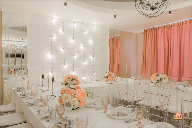 Основной зал  в «Liris hall на Среднеохтинском проспекте» фотография №12