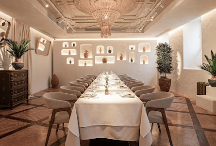 Зал «Квеври» в Зал «Изумрудный»