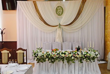 Основной зал  в Синий vip-зал