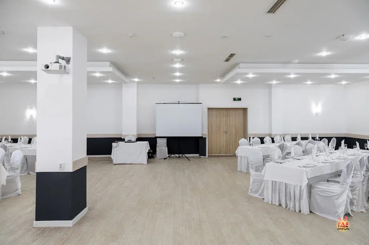 Зал «Гранд» в «Амакс Сафар» фотография №3