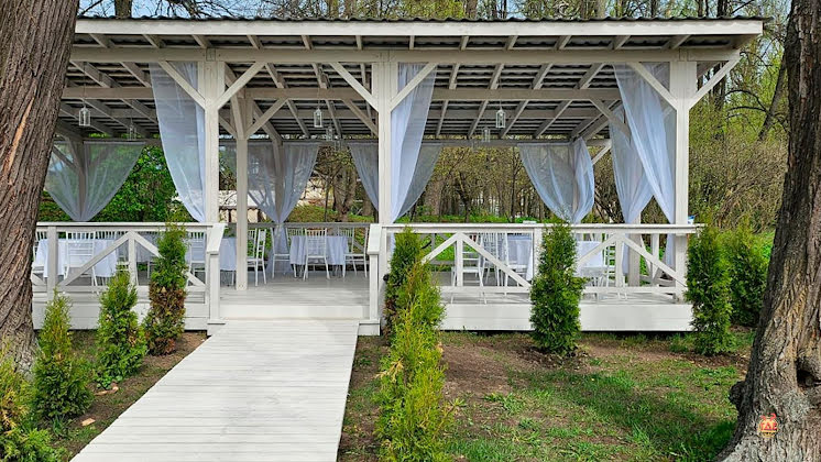 Открытая веранда «Царская Трапеза» в «Усадьба «Гребнево»» фотография №1