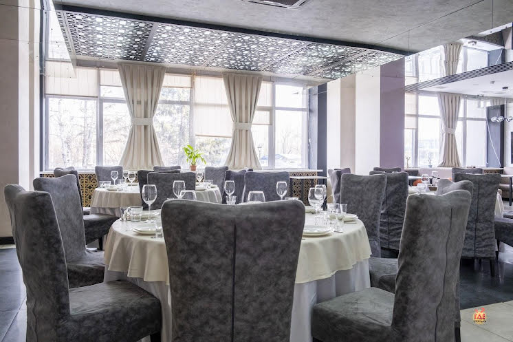 Основной зал в «Чкалов» фотография №11