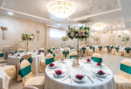 Зал «Афродита»  в Зал «Греция»