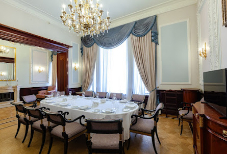 Зал «Альпийская роза» в Зал «Альпийская роза»